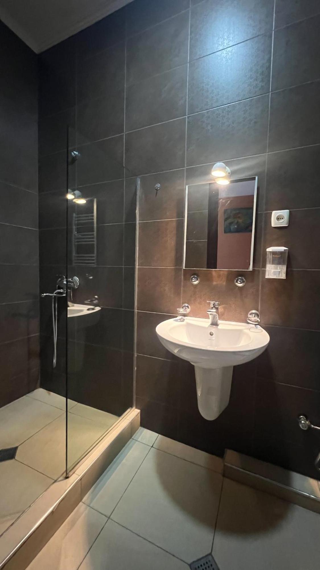 Duma Hotel تبليسي المظهر الخارجي الصورة